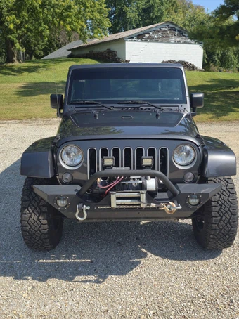 2017 Jeep Wrangler Unlimited Sahara - miniatura 8