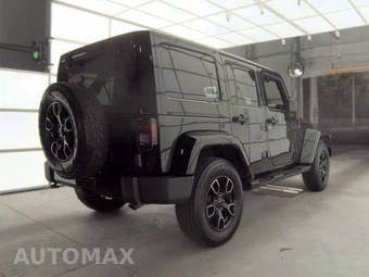 2017 Jeep Wrangler Unlimited Smoky Mountain Edition - miniatura 4