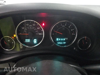 2017 Jeep Wrangler Unlimited Smoky Mountain Edition - miniatura 12