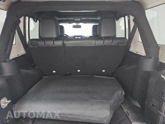 2017 Jeep Wrangler Unlimited Smoky Mountain Edition - miniatura 16