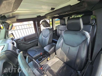 2017 Jeep Wrangler Unlimited Smoky Mountain Edition - miniatura 6
