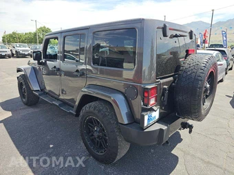 2017 Jeep Wrangler Unlimited Smoky Mountain Edition - miniatura 2