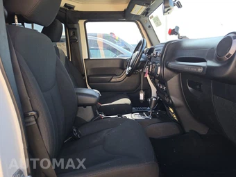 2017 Jeep Wrangler Unlimited Sport - miniatura 8