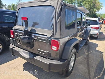 2017 Jeep Wrangler Unlimited Sport - miniatura 3