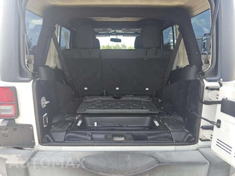 2017 Jeep Wrangler Unlimited Sport - miniatura 11