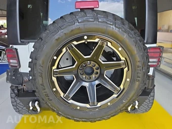 2017 Jeep Wrangler Unlimited Sport - miniatura 14