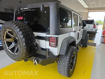 2017 Jeep Wrangler Unlimited Sport - miniatura 4