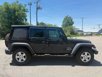 2017 Jeep Wrangler Unlimited Sport - miniatura 6