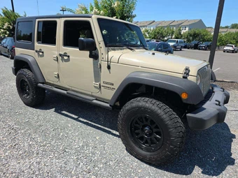 2017 Jeep Wrangler Unlimited Sport - miniatura 4