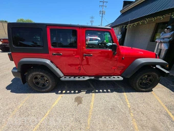 2017 Jeep Wrangler Unlimited Sport - miniatura 4