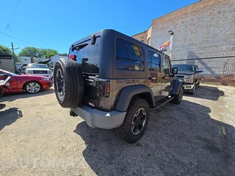 2017 Jeep Wrangler Unlimited Sport - miniatura 3