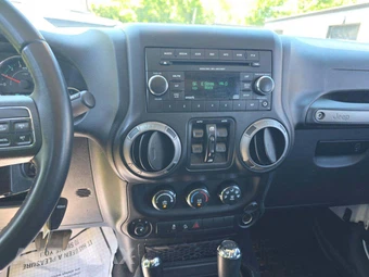 2017 Jeep Wrangler Unlimited Sport - miniatura 10