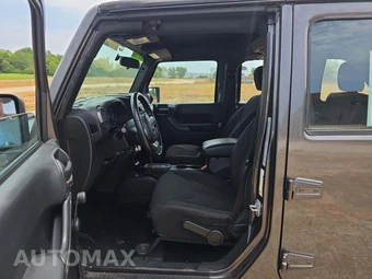 2017 Jeep Wrangler Unlimited Sport - miniatura 6