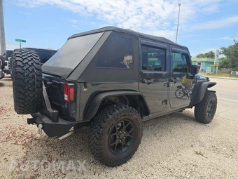 2017 Jeep Wrangler Unlimited Sport - miniatura 3
