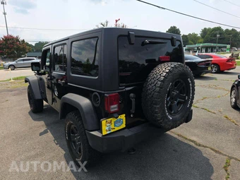 2017 Jeep Wrangler Unlimited Sport - miniatura 2