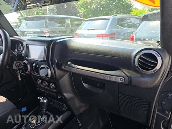 2017 Jeep Wrangler Unlimited Sport - miniatura 19
