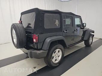 2017 Jeep Wrangler Unlimited Willys Wheeler Edition - miniatura 4