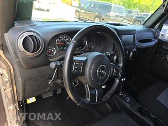 2017 Jeep Wrangler Unlimited Willys Wheeler Edition - miniatura 11