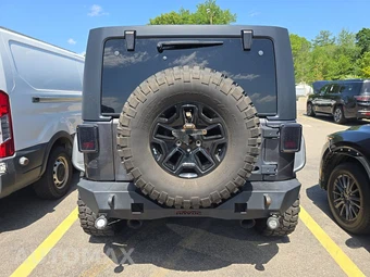 2017 Jeep Wrangler Unlimited Willys Wheeler Edition - miniatura 5