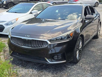 2017 Kia Cadenza Limited