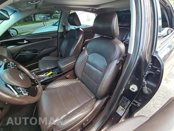 2017 Kia Cadenza Limited – miniatura 6