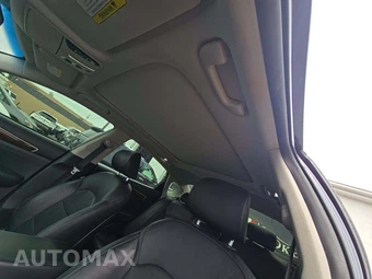 2017 Kia Cadenza Premium – miniatura 8