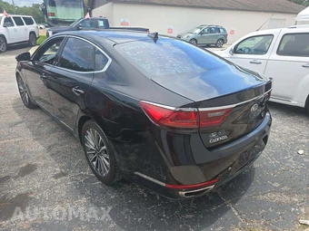 2017 Kia Cadenza Premium – miniatura 2