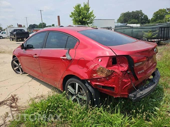 2017 Kia Forte EX Sedan – miniatura 2