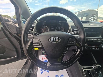 2017 Kia Forte EX Sedan - miniatura 10