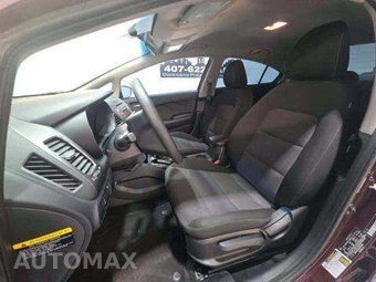 2017 Kia Forte LX Sedan – miniatura 6