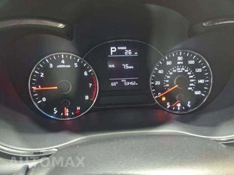 2017 Kia Forte LX Sedan – miniatura 9