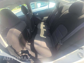 2017 Kia Forte LX Sedan – miniatura 13