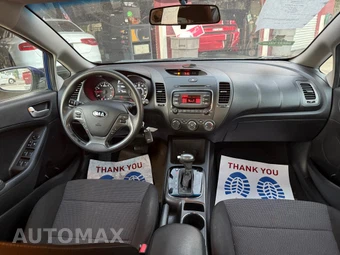 2017 Kia Forte LX Sedan - miniatura 13