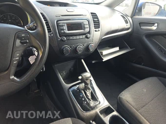 2017 Kia Forte LX Sedan - miniatura 6
