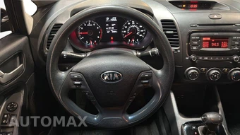 2017 Kia Forte LX Sedan - miniatura 17