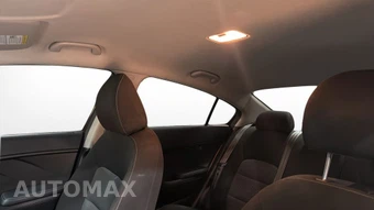 2017 Kia Forte LX Sedan - miniatura 32