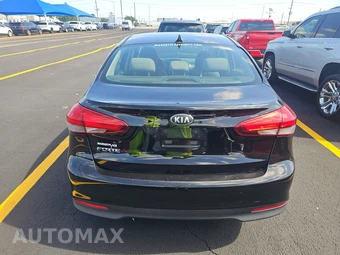 2017 Kia Forte LX Sedan – miniatura 5
