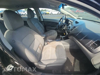 2017 Kia Forte LX Sedan – miniatura 8