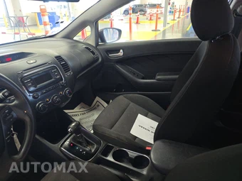 2017 Kia Forte LX Sedan – miniatura 11