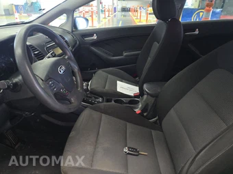 2017 Kia Forte LX Sedan – miniatura 7