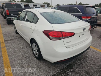 2017 Kia Forte LX Sedan – miniatura 6