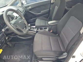 2017 Kia Forte LX Sedan – miniatura 7