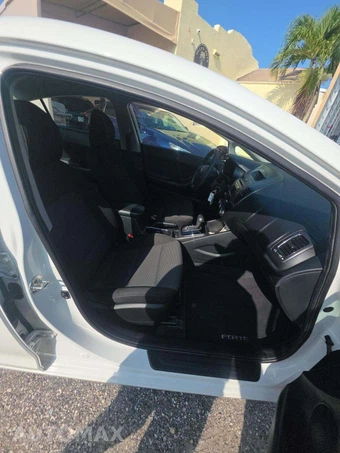 2017 Kia Forte LX Sedan – miniatura 18