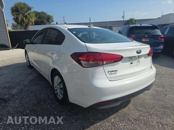 2017 Kia Forte LX Sedan – miniatura 2