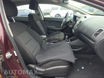 2017 Kia Forte LX Sedan – miniatura 8
