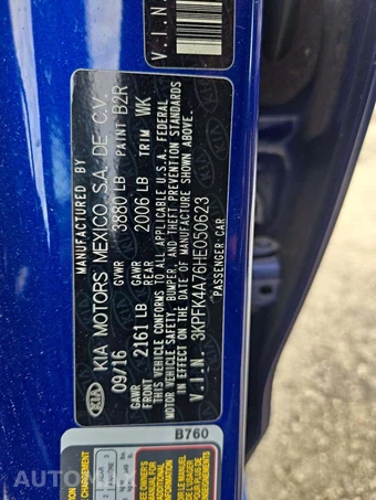 2017 Kia Forte LX Sedan – miniatura 2