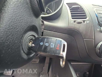 2017 Kia Forte LX Sedan – miniatura 5