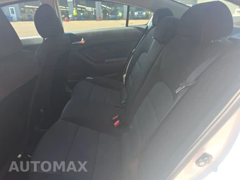2017 Kia Forte LX Sedan - miniatura 13