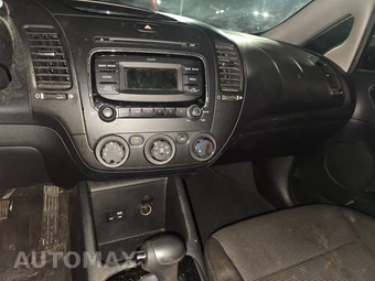 2017 Kia Forte LX Sedan – miniatura 11