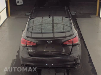 2017 Kia Forte LX Sedan – miniatura 5